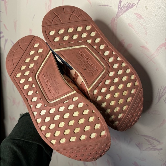 Adidas NMD R1 - Picture 3 of 4